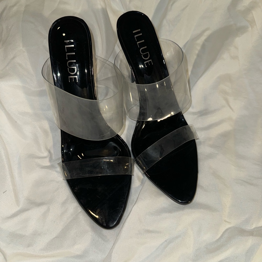 Black open toe pointed heels